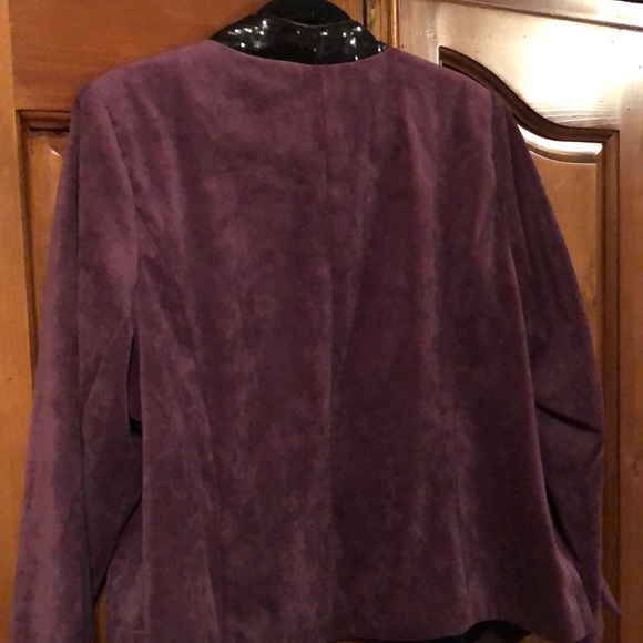 2 pc suit - Picture 3 of 8